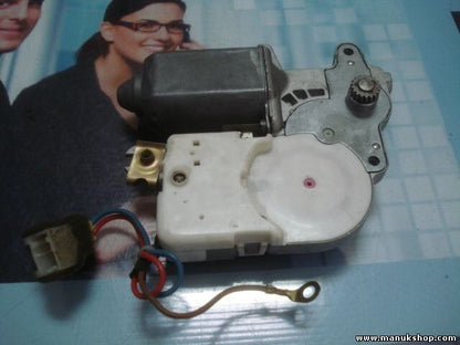 Schiebedachmotor Nissan Almera Tino ROCKWELL 879696712 879 696 712 0130821839