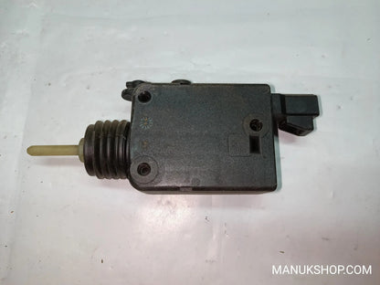 Stellmotor Heckklappe Zentralverriegelung Opel Astra G 605420 90589918 1101215