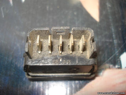 Fensterheber schalter Citroen Xsara 22681