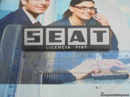 Emblem Logo hinten rear SEAT LICENCIA FIAT 12 cm