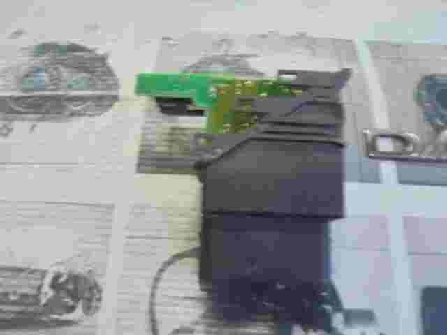 Fensterheber steuergerät VW Golf Passat B5 F005S00059 9776105406301 HW09 SW 0009