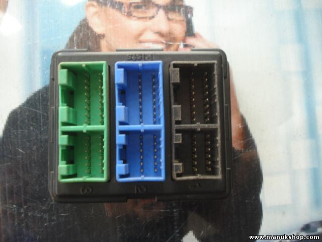 Linke Anschlussdose Verbindungsstecker XJ40 DBC6916 DBC 6916 ISS5 51030165