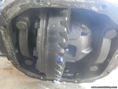 Differential vorne Hyundai Galloper KN21 piñón 39/8