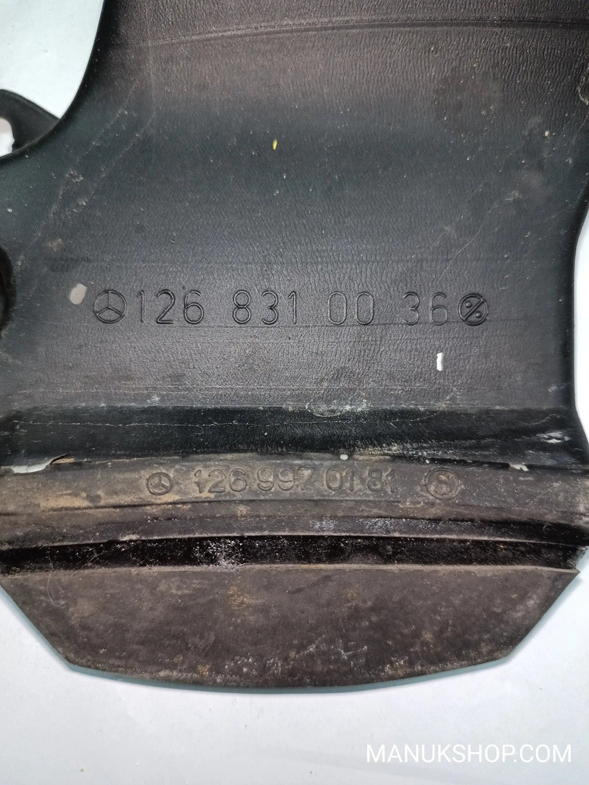Luftansaugrohr  Mercedes-Benz  W123 W126 1268310036 126 831 00 36 1269970181