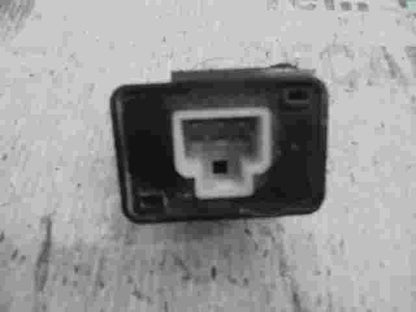 Fensterheber Relais Isuzu Trooper 8943257281 89 432 57 281