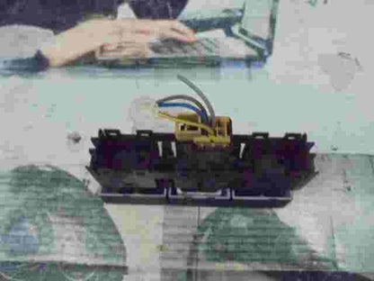 Schaltfläche Parkplätze Bremsen Seat Ibiza V KU6 6F0927138 6F0 927 138 3OS101375
