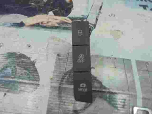 ZV Zentralverriegelungsschalter Seat Ibiza Arona KU6 6F0927137F 10137574 07S