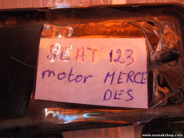 Emblem Logo SEAT 123 MOTOR MERCEDES BENZ DIESEL 23210