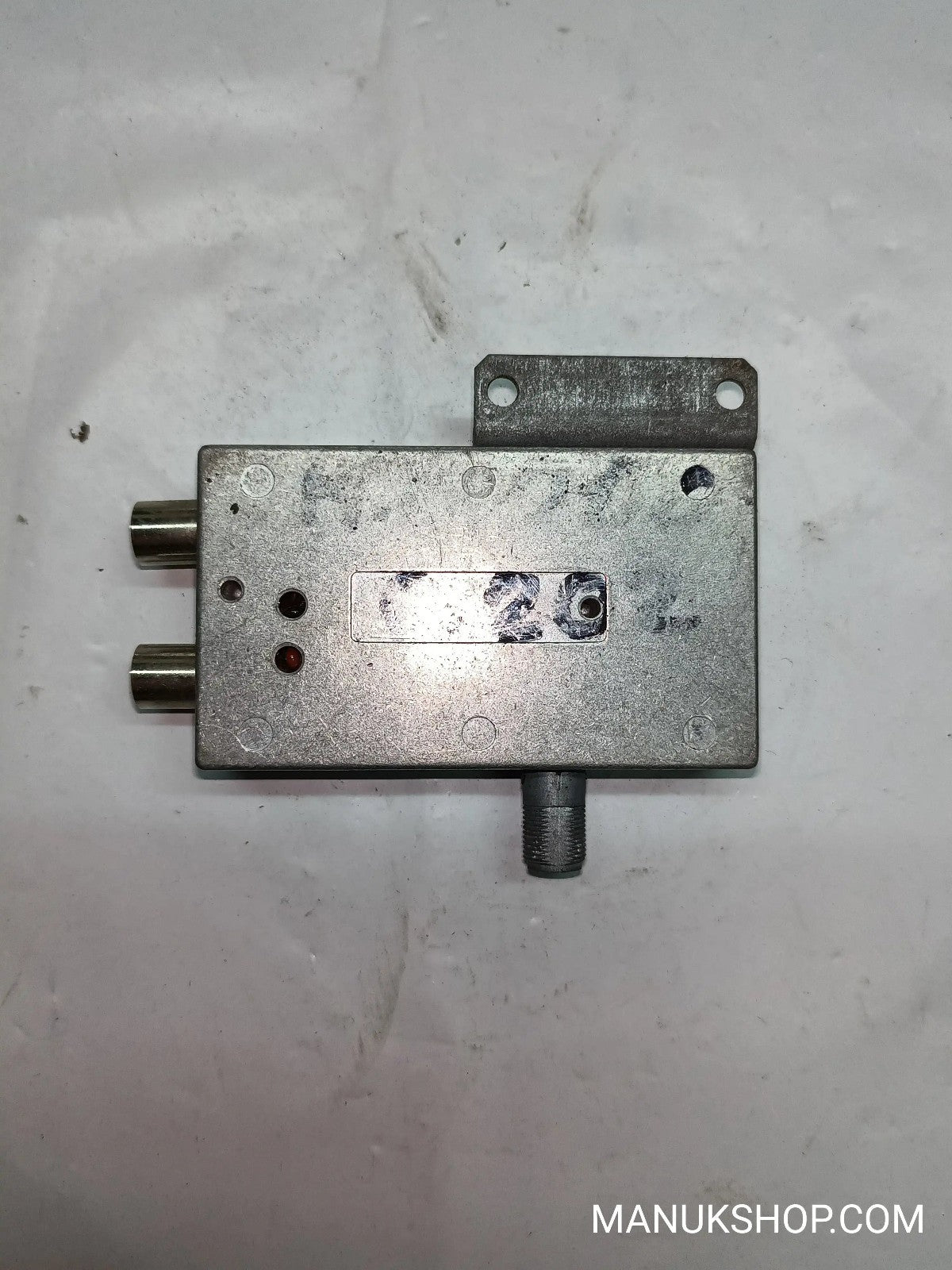 Antennenverstärker Mercedes-Benz W124 AW1000 AW 1000 7691290096  7 691 290 096