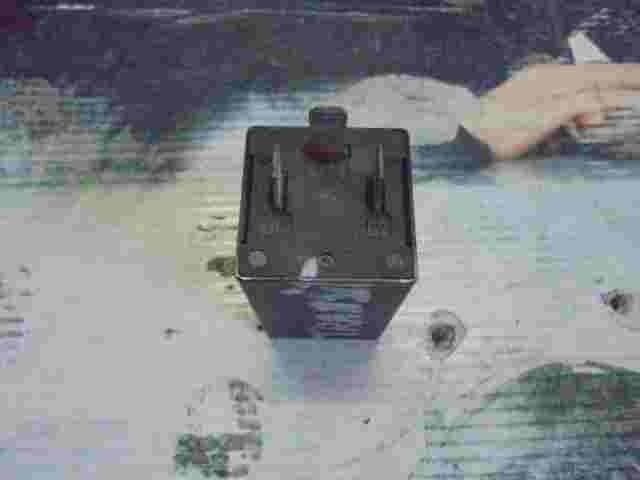 Blinkrelais Ford Transit 97VG13350AA 97VG 13350 AA 12V D0T/SAE D310A