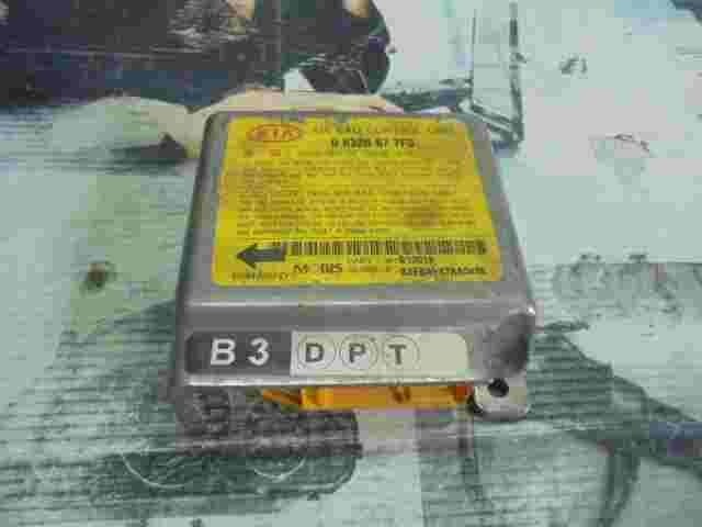Airbagsensor Airbagsteuergerät Kia Rio 0K32B677F0 0K32B-67-7F0 B3EBAP47AA0435