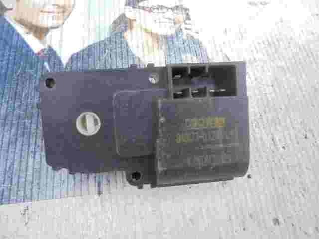Stellmotor Heizung Kia Carnival B400730170 B40073-0170 DOOWON 2L13