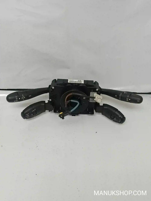 Lenkstockschalter Peugeot 207 96661300XT  COM2005 Valeo 204764 4978837