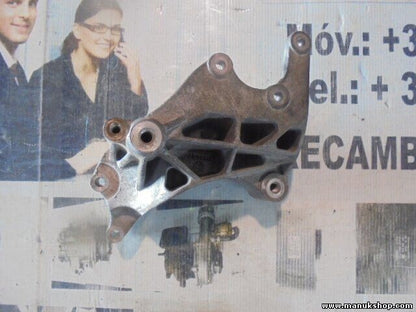 Halter Aggregathalter Aggregatträgere Chrysler Jeep Patriot Dodg   04891593AA