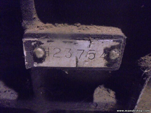 Schaltgetriebe Getriebe Mitsubishi Pajero Montero L040 2.5 TD MO11S5A001 H23754