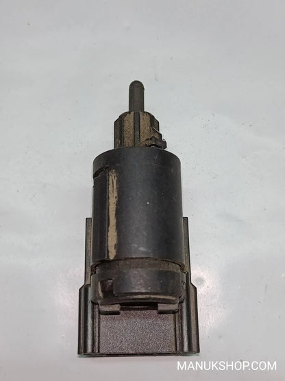 Bremslichtschalter VW Volkswagen Golf V 3B0945511C 3B0 945 511C 19322010 05999