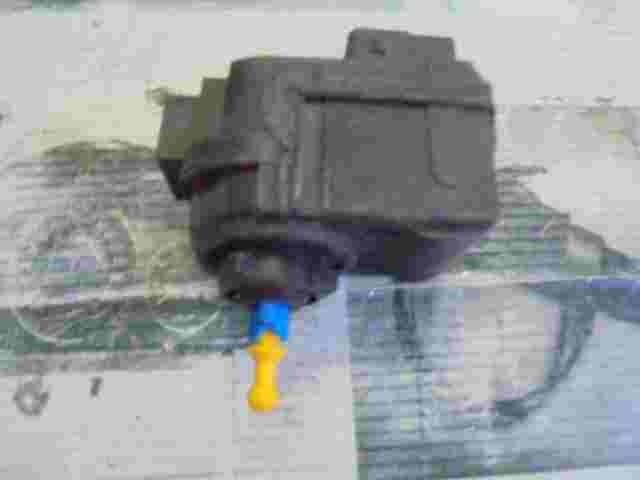 Stellmotor Scheinwerfer LWR Leuchtweitenregulierung Fiat Palio Siena 7079875