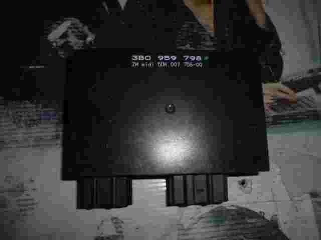 Komfortsteuergerät KSG Passat 3B0959798 3BO959798 ZM HELLA 5DK00775600