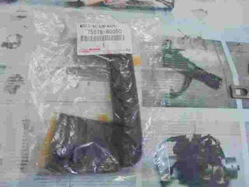 Toyota Land Cruiser Prado LH 7507860050 75078-60050