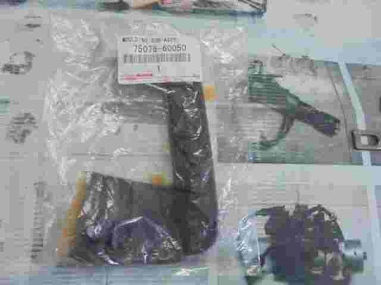 Toyota Land Cruiser Prado LH 7507860050 75078-60050