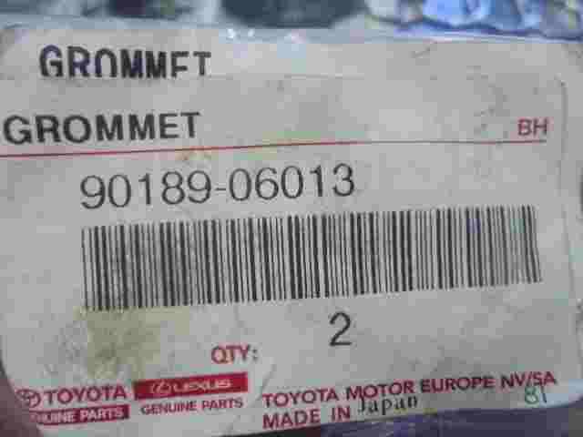 Screw Grommet  Toyota Corolla 140 150 120 9018906013 90189-06013