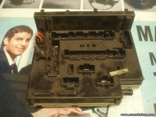 Sicherungskasten Ford Escort 97AG14A073DB