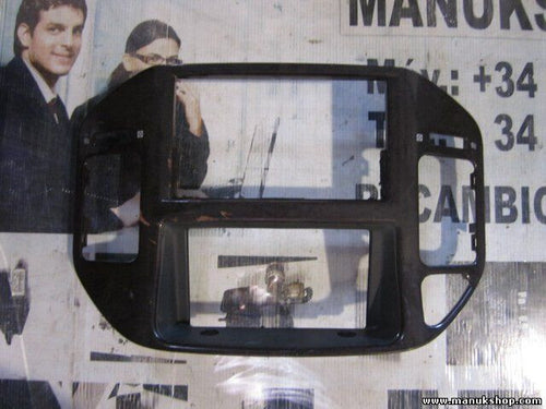 Mittelkonsole Mitsubishi Pajero MR456373 MR.456.373 MR402666 MR 402 666