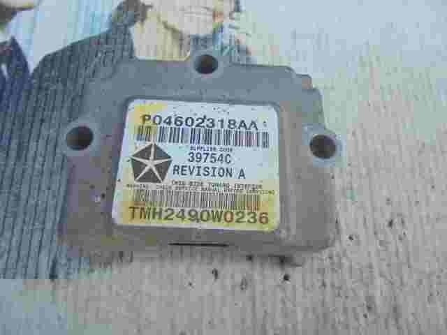 Airbagsensor Airbagsteuergerät  Chrysler 300 P04602318AA 39784C TMH2490W0236