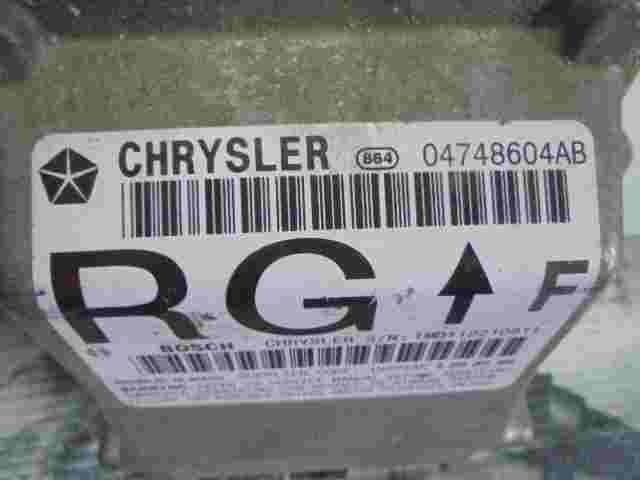 Airbagsensor Airbagsteuergerät Chrysler Voyager II RG 04748604AB 0285001466