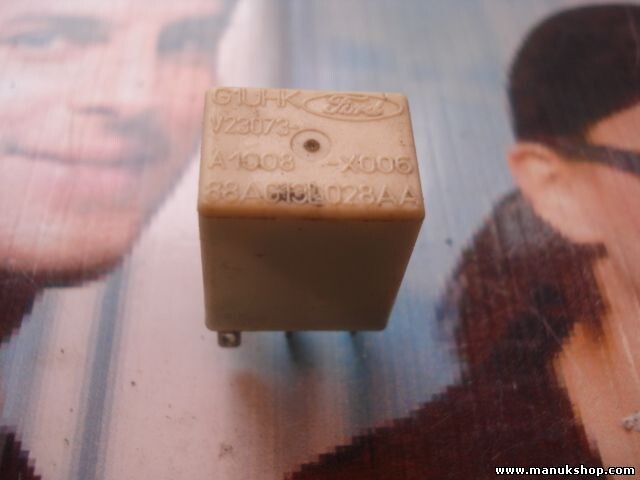 Relais Ford Escort GAL Fiesta Mondeo B47PG 88AG13L028AA B47PG 88AG 13L028AA