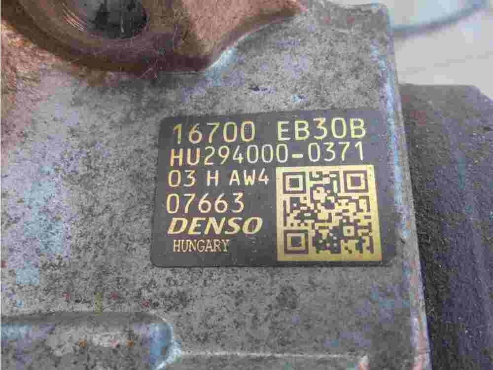 Dieselpumpe  Einspritzpumpe Nissan Navara Pathfinder 16700EB30B HU2940000371