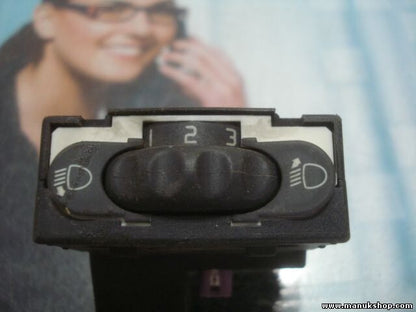 Leuchtweitenregelung Schalter Renault Laguna 7700419690 7 700 419 690