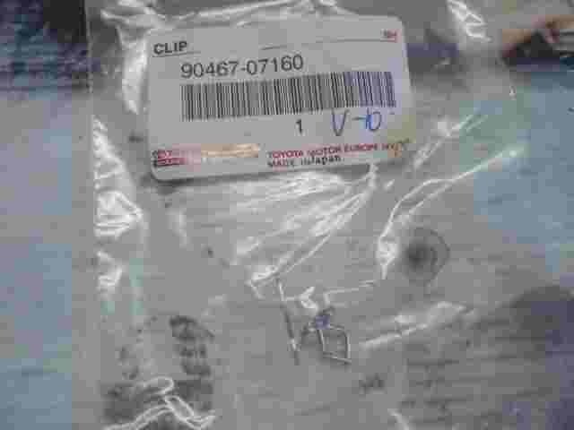 Clip  Toyota Land Cruiser 9046707160 90467-07160