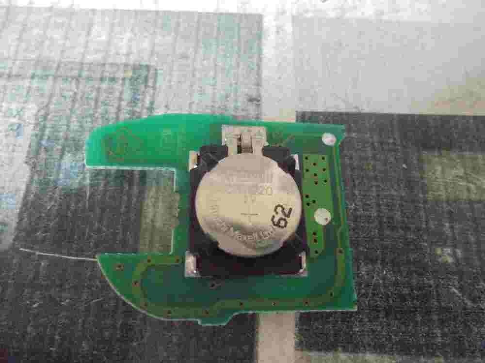 Funkfernbedienung Schlüssel Gehäuse Renault Twingo Kangoo Clio 01075700  CR1220