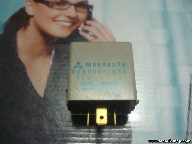 Relais Alarmanlage Mitsubishi Pajero L200 3000 GT 12V MB894074 0689001630