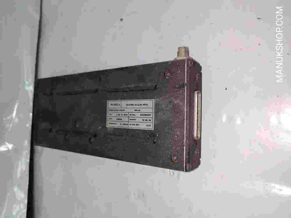 Antennenverstärker BMW 7 E38 Motorola 920628 E 96 91 0234 52089A
