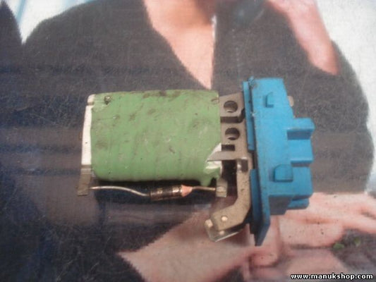 Widerstand Heizung Opel Vectra B GM 90586303 2J710-65753