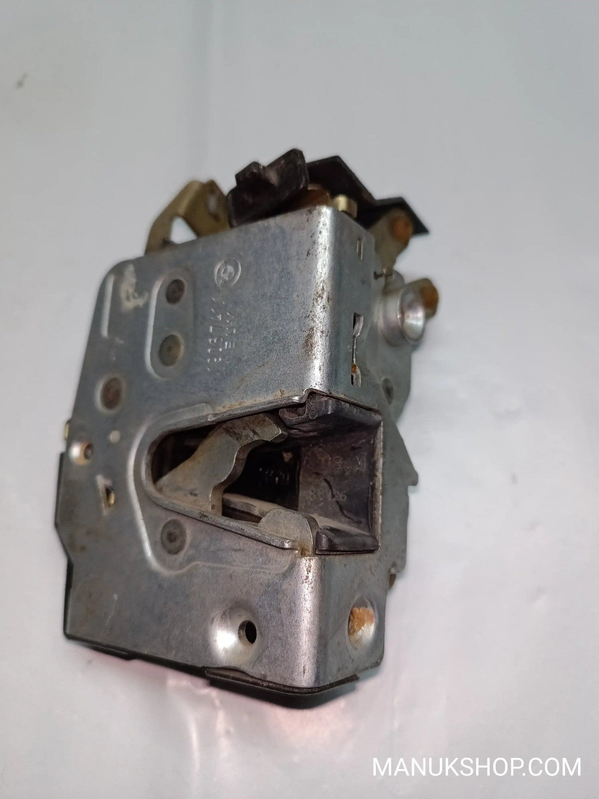 Türschloss hinten Links BMW 7 E32 19087411