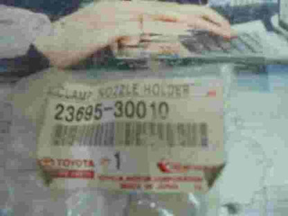 Clamp Nozzle Holder Toyota Hilux Land Cruiser 120 Prado 2369530010 23695-30010