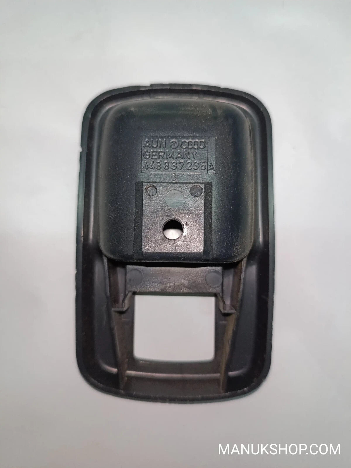 Türgriff Heckklappe Tailgate lock Audi  (C3) 443837235A 443 837 235 A