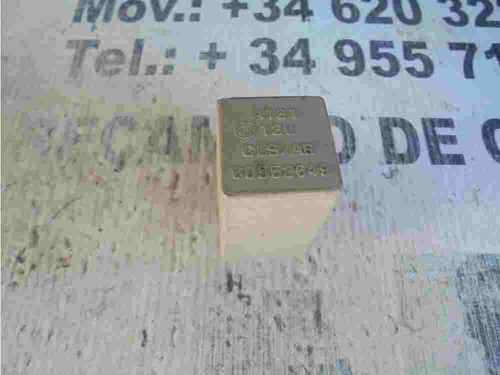 Relais  Alfa Romeo 164 60552649 CLS/AR A131 12V