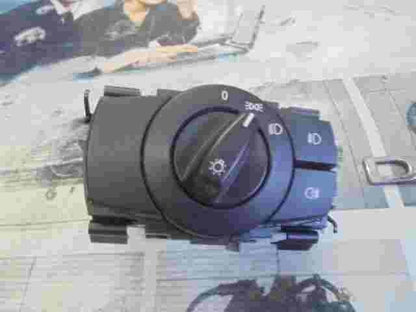 Lichtschalter BMW 3 E90 E93 E91 E92 E81 E87 33600202 693279803 6 932 798 03