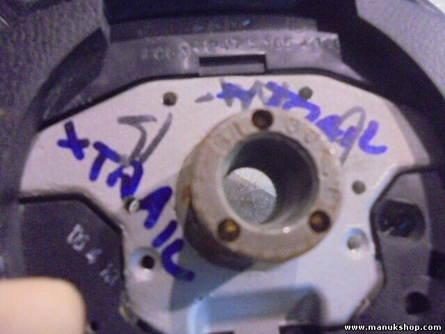 Lenkrad Nissan X-Trail T30 Bj.2001-2007 PC63W2475365400B 484-V-02 484V02