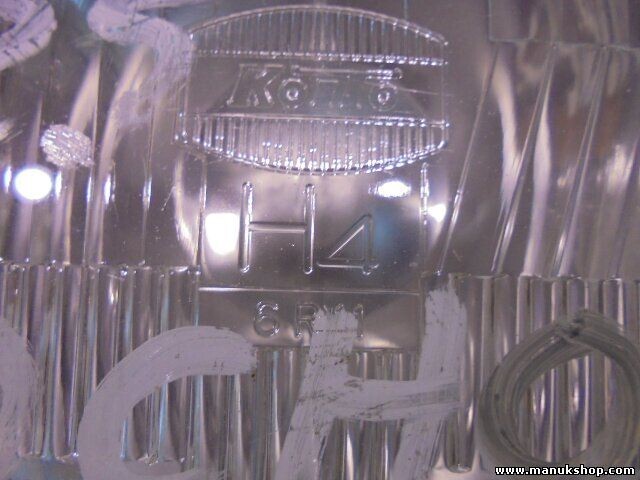 Scheinwerfer rechts Mitsubishi Pajero Montero L040 KOITO 99716127 997-16127