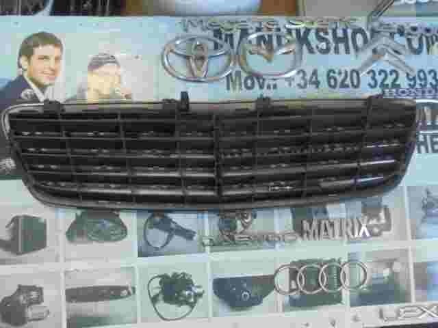 Frontgrill Grill Kühlergrill Mercedes-Benz C-Class W203 2003-2007 A2038800183
