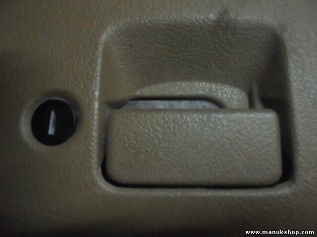 Handschuhfach schloss Jeep Grand Cherokee I ZJ 2.5 TD 5DT37TRMAB 47320400KK