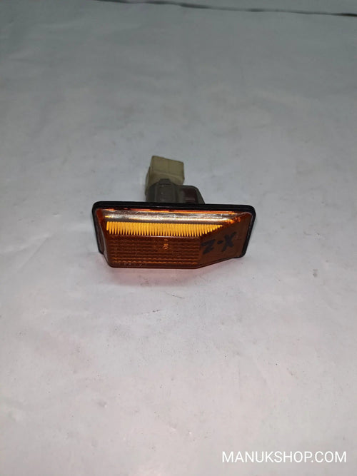 Seitenblinker Blinker Kotflügel links Peugeot 306 Citroen Xsara 3305 3303