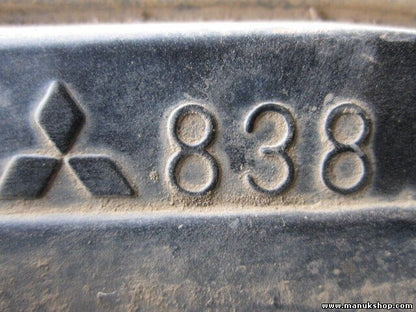 Luftfilterkasten   Mitsubishi Pajero V1  V26W, V26WG, V46V, V46W, V46WG ME200849