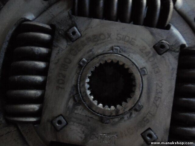 Kupplungsdruckplatte Nissan  702180 240113 30001G9885, 30001G9886