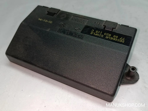 Steuergerät Licht signale Renault Laguna 7700823115C 77 00 823 115 C 1621682Z1